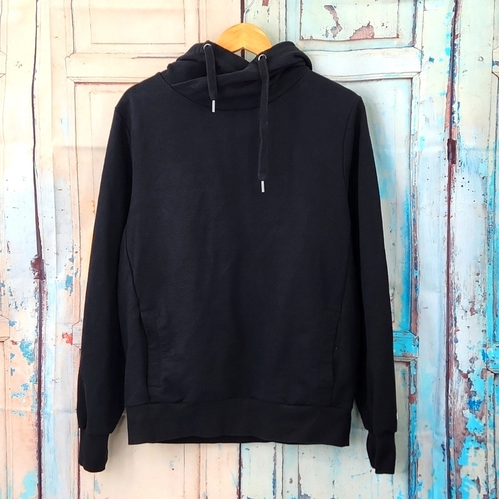 Akoo Black Hooded Sweatshirt